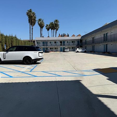 אנהיים Travel Inn Motel מראה חיצוני תמונה