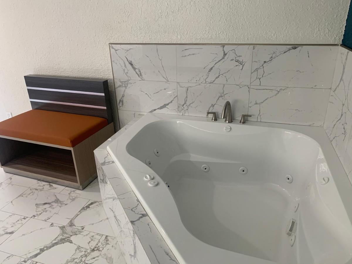 אנהיים Travel Inn Motel מראה חיצוני תמונה