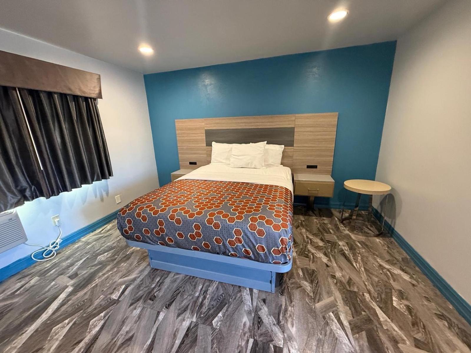 אנהיים Travel Inn Motel מראה חיצוני תמונה