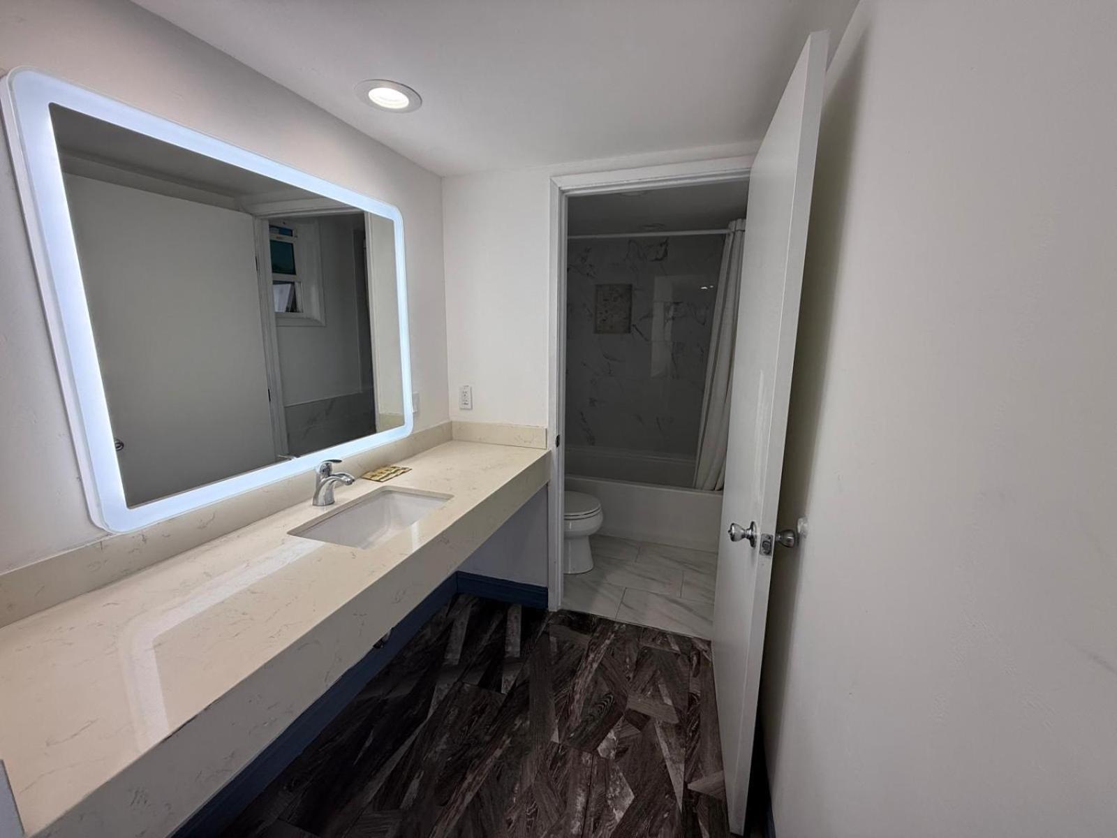אנהיים Travel Inn Motel מראה חיצוני תמונה